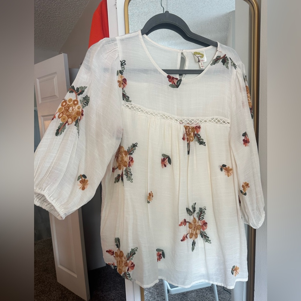 Women’s size large shirt bundle of 8 shirts Ralph Lauren Tommy Hilfiger and more